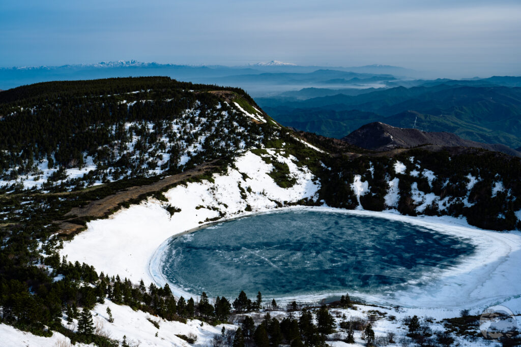 残雪期の五色沼