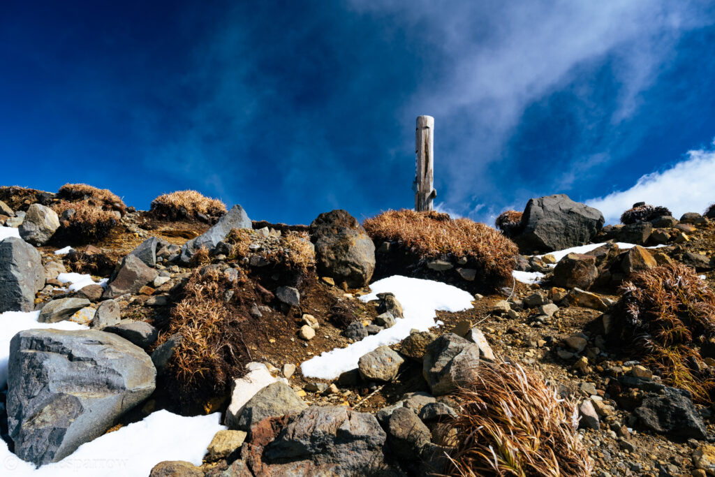 七高山と外輪山ルート分岐