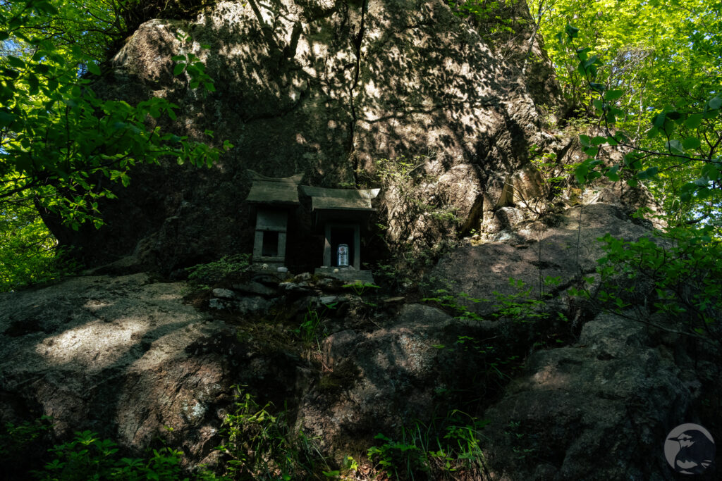 石祠
