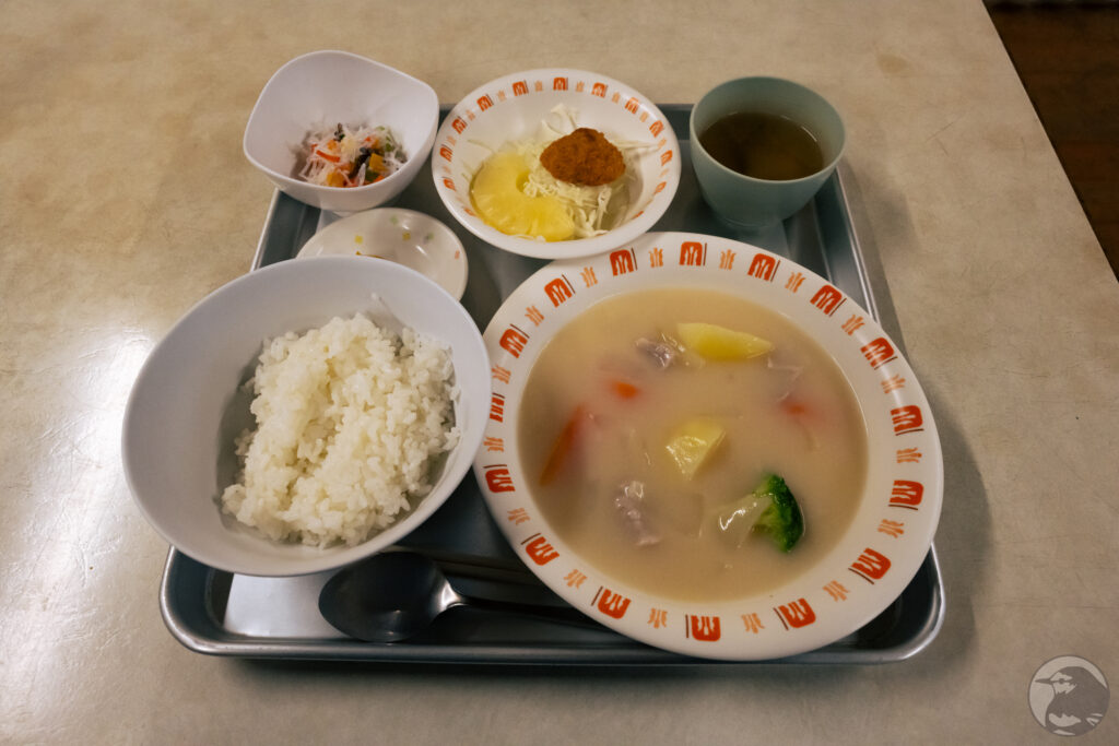 一ノ越山荘夕食