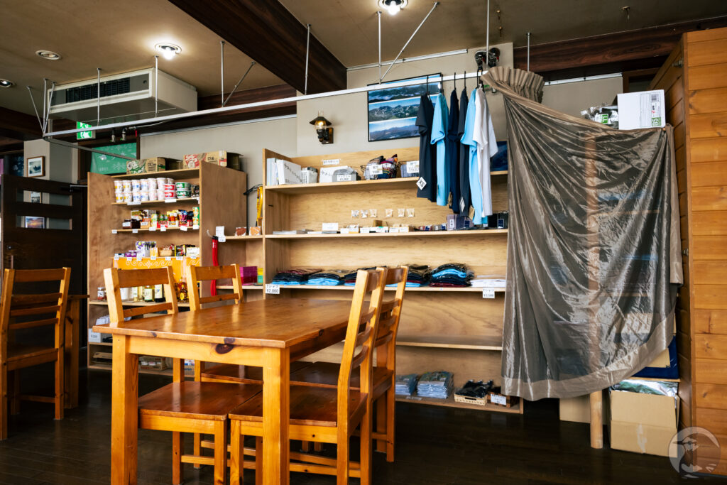 雷鳥荘売店