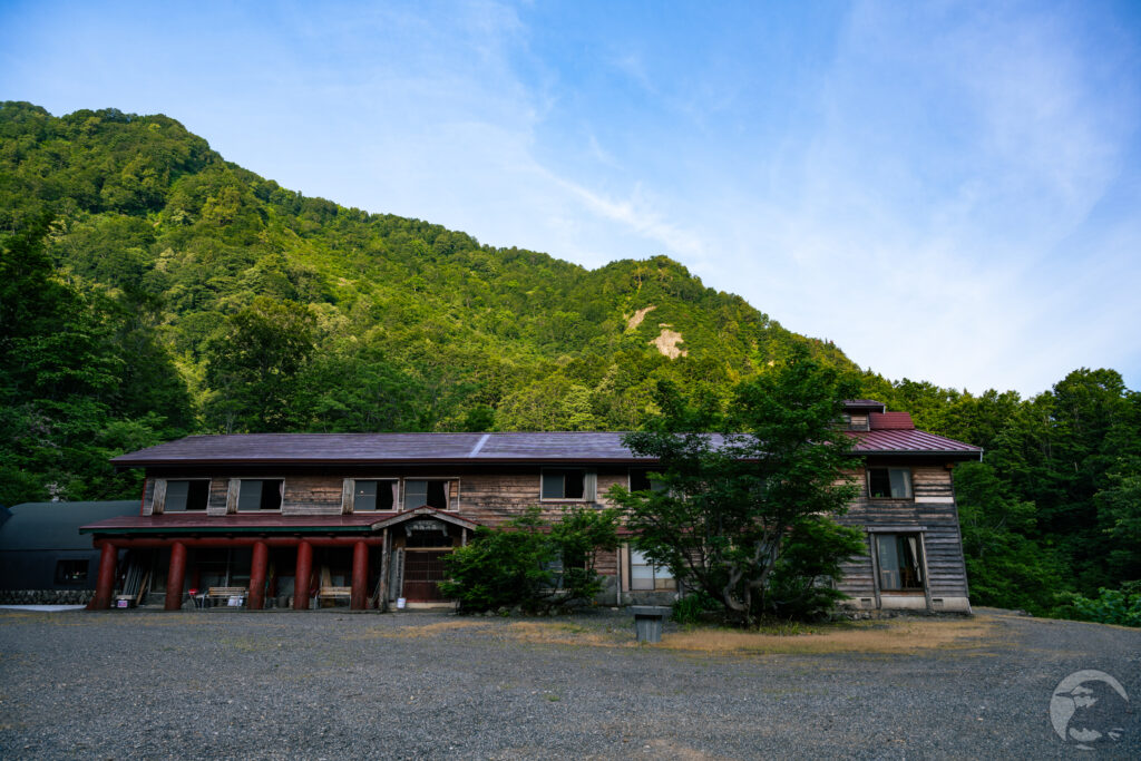 雨飾山荘