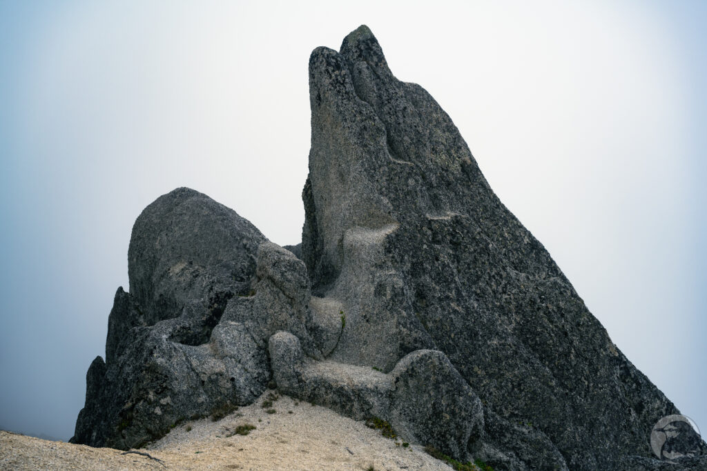 イルカ岩