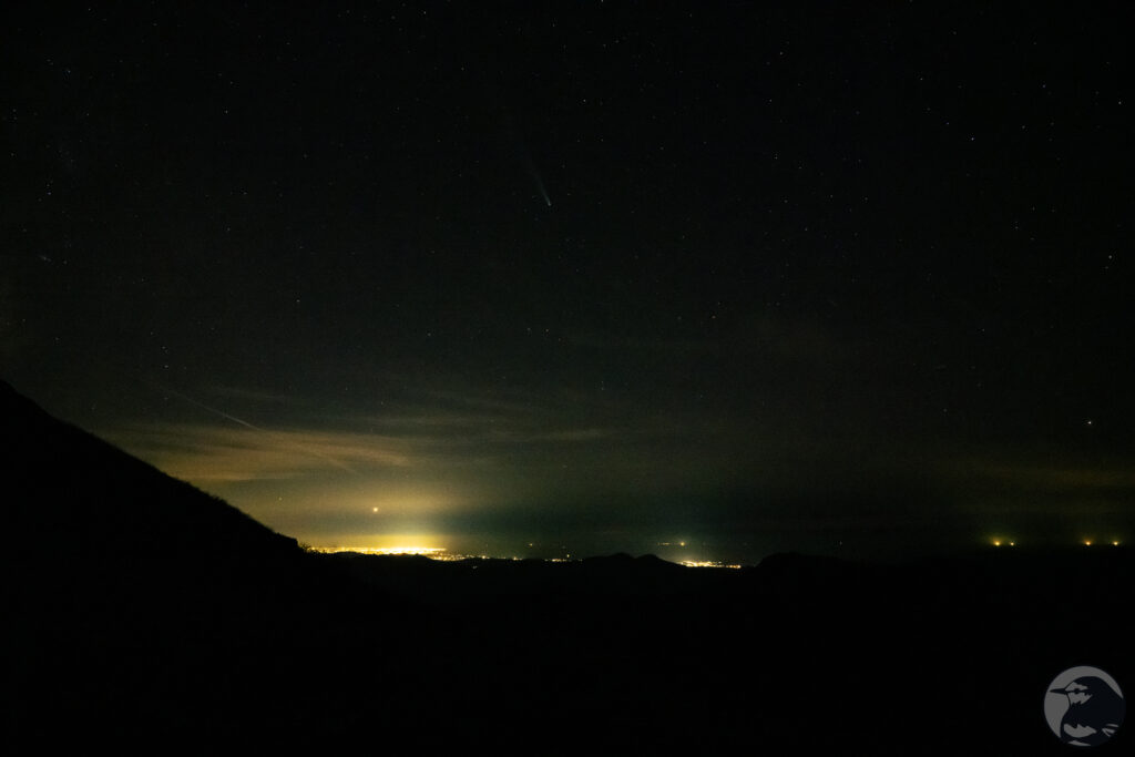 紫金山・アトラス彗星広角