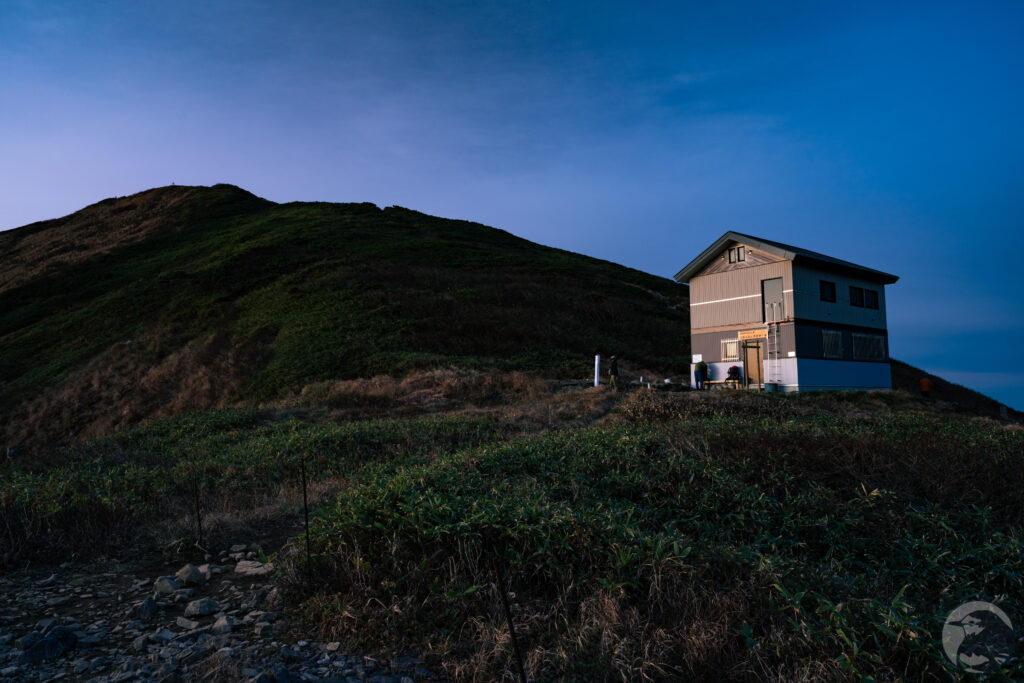 山頂避難小屋