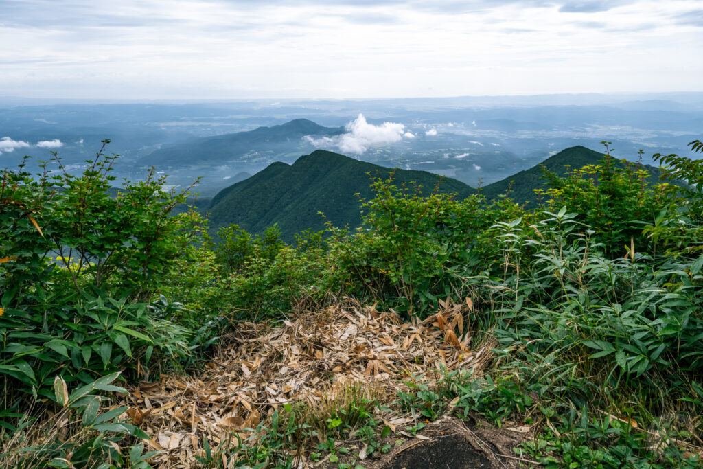屏風岳から東方面